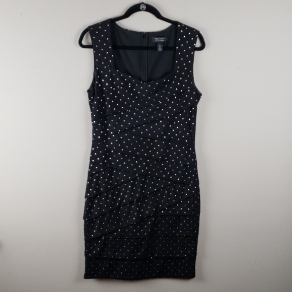 White House Black Market Dresses & Skirts - White House Black Market Instantly Slimming Dress